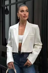 Blazer urbano chic de cintura corta